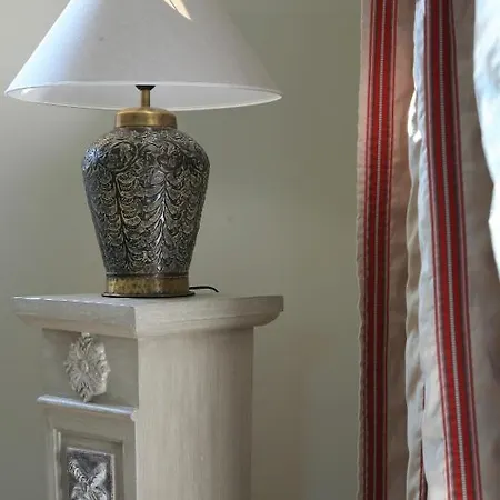 Le Manoir De La Fieffe Couette-café 3*