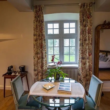 فندق مبيت وإفطار Le Manoir De La Fieffe 4*