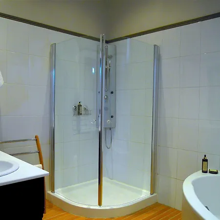 Le Manoir De La Fieffe Couette-café 3*
