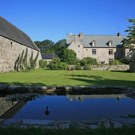 Le Manoir De La Fieffe Couette-café 3*